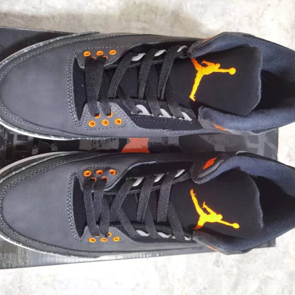 CT8532-080 Nike Air Jordan 3 Retro Grey Black retro blue Shoe size US 9 - Picture 2 of 7